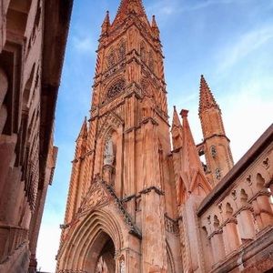 Meet your Posher, Adriana